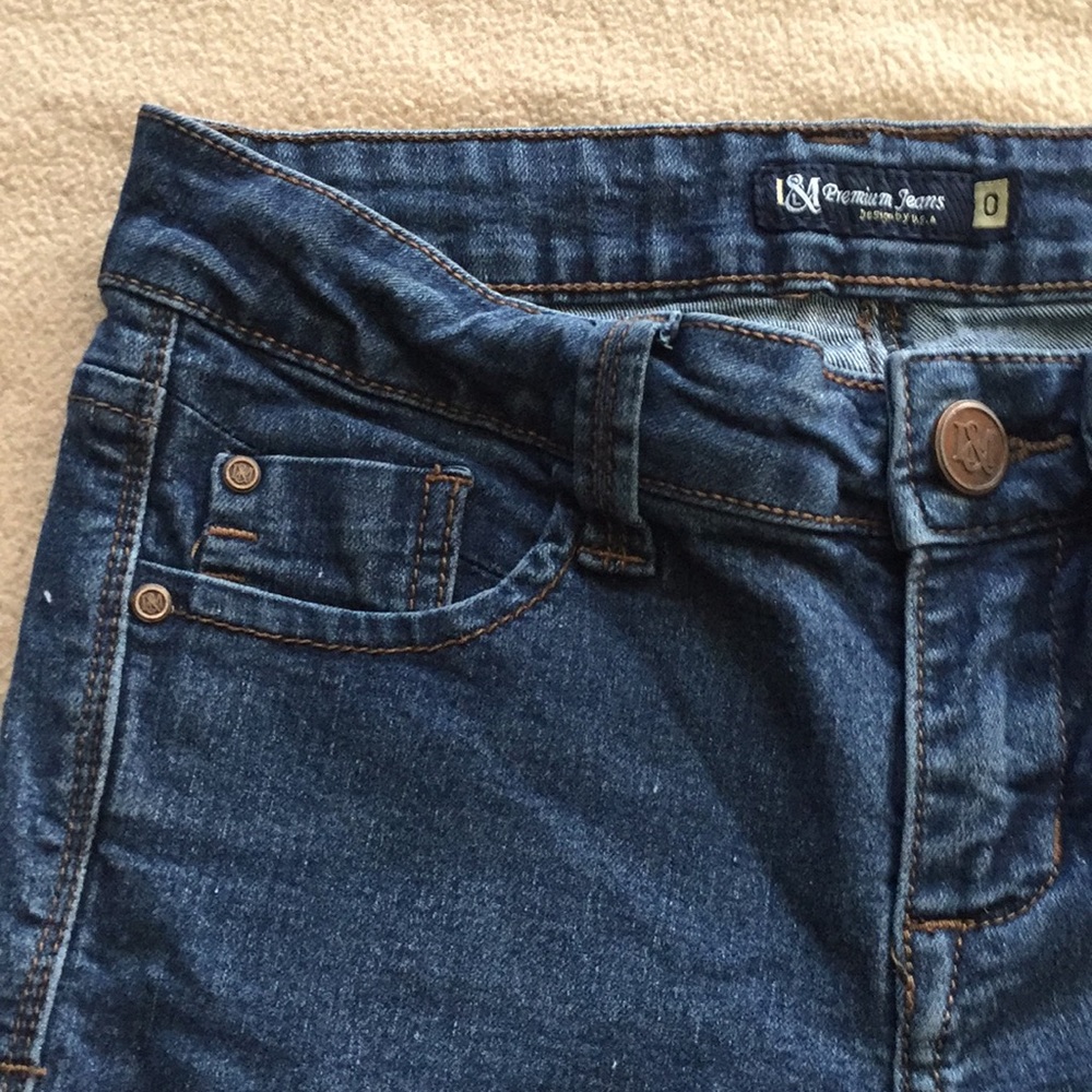 Jeans - Picture 2 of 7